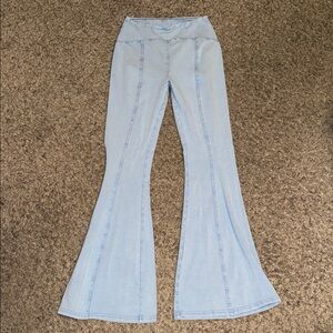 🖤URBAN OUTFITTERS LIGHT BLUE FLARED HIGH-RISE LEGGINGS SIZE S🖤